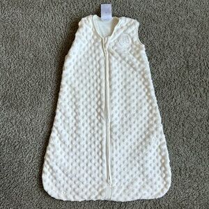 Halo SleepSack Wearable Blanket Plushy Dot Velboa